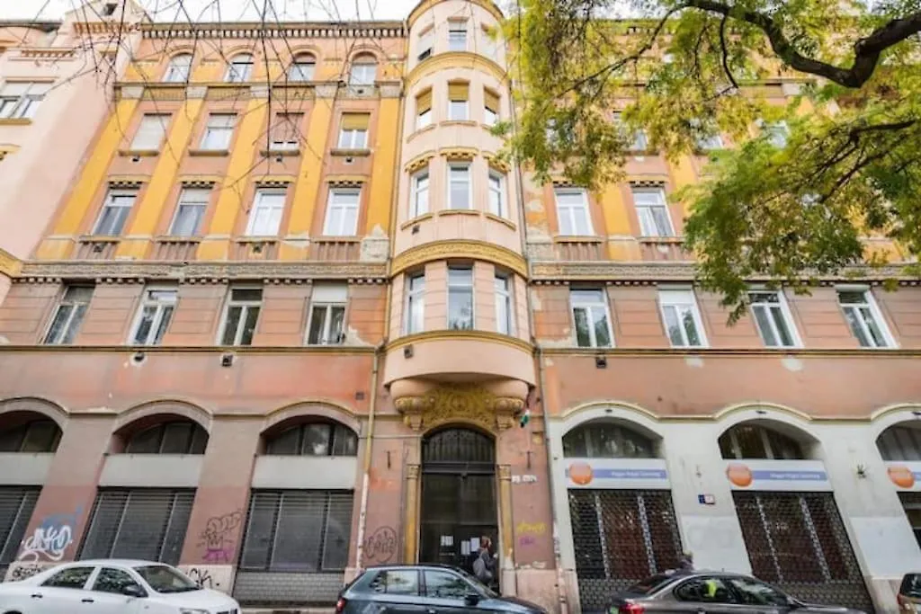 Klauzal Garden City Apartments- Studio K32 Budapest Hungary